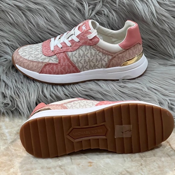 Michael Kors Women’s Allie Trainer Sneakers. New - Picture 5 of 12